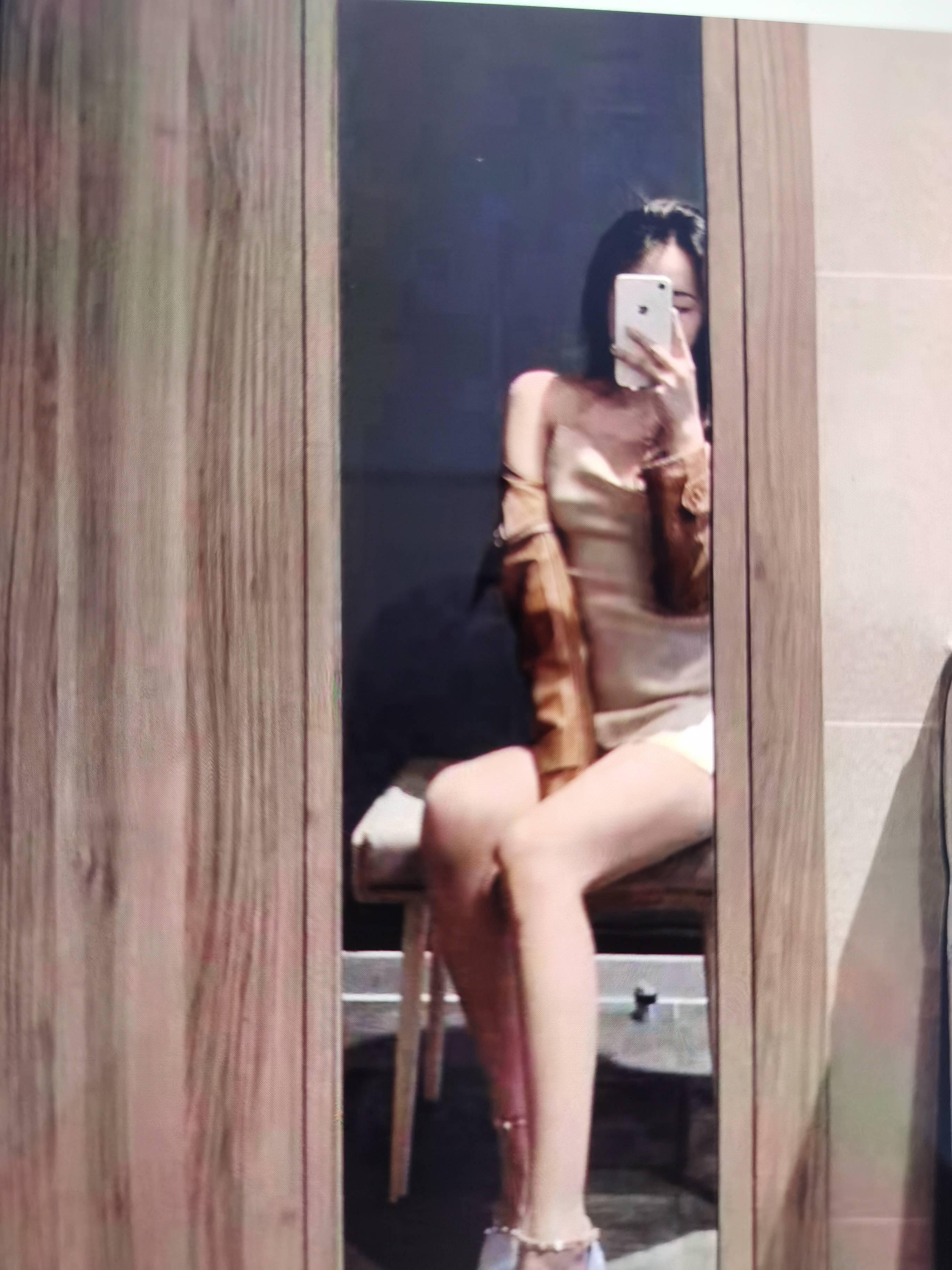 大学生空姐制服美女全方位服务