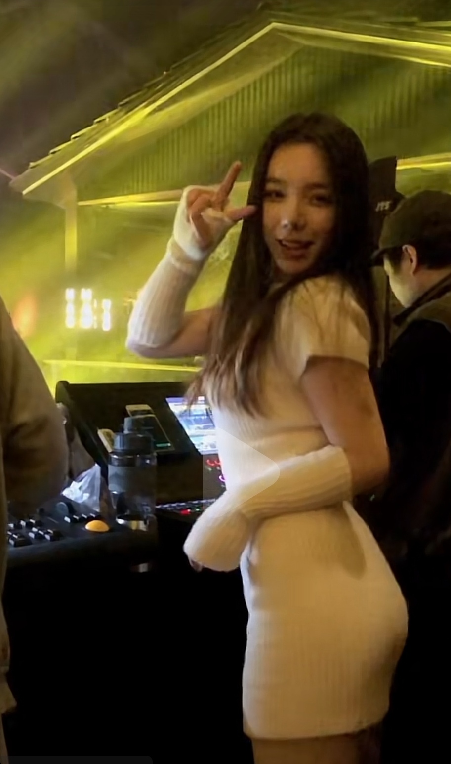 南京肤白貌美 大长腿